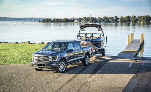 2021 Ford F-150 towing 2021 Ford F-150 towing