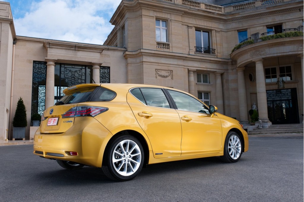2011 Lexus CT 200h 2011 Lexus CT 200h