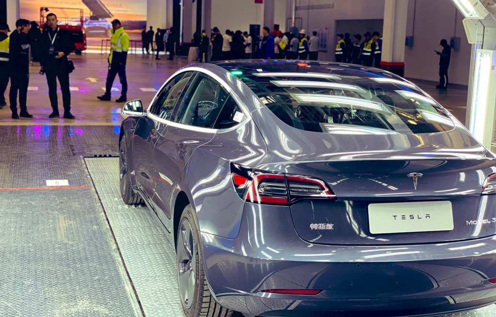 Tesla starts delivery of Chinese-made Model 3 sedans on December 30, 2019 Tesla starts delivery of Chinese-made Model 3 sedans on December 30, 2019