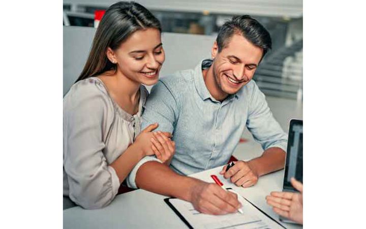 By leveraging credit technology, dealerships can process a transaction in less than 30 minutes and put the process in the hands of the consumer. - IMAGE: Valerii Apetroaiei via Getty Images