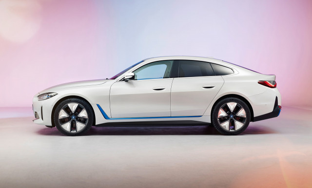 2022 BMW i4 2022 BMW i4