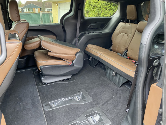 2021 Chrysler Pacifica Hybrid 2021 Chrysler Pacifica Hybrid