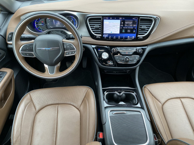 2021 Chrysler Pacifica Hybrid 2021 Chrysler Pacifica Hybrid