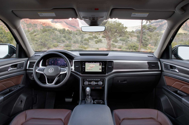 2021 Volkswagen Atlas with Basecamp package 2021 Volkswagen Atlas with Basecamp package