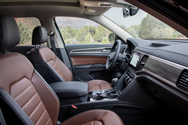2021 Volkswagen Atlas with Basecamp package 2021 Volkswagen Atlas with Basecamp package