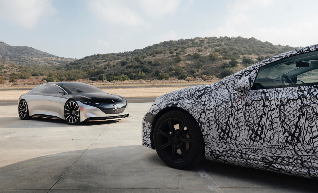 2022 Mercedes-Benz EQS prototype and Vision EQS concept