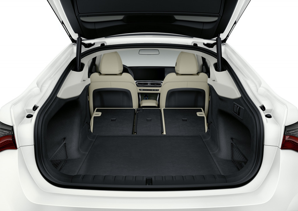 2022 BMW i4 2022 BMW i4