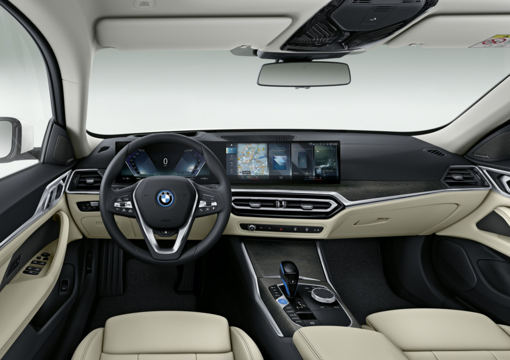 2022 BMW i4 interior 2022 BMW i4 interior