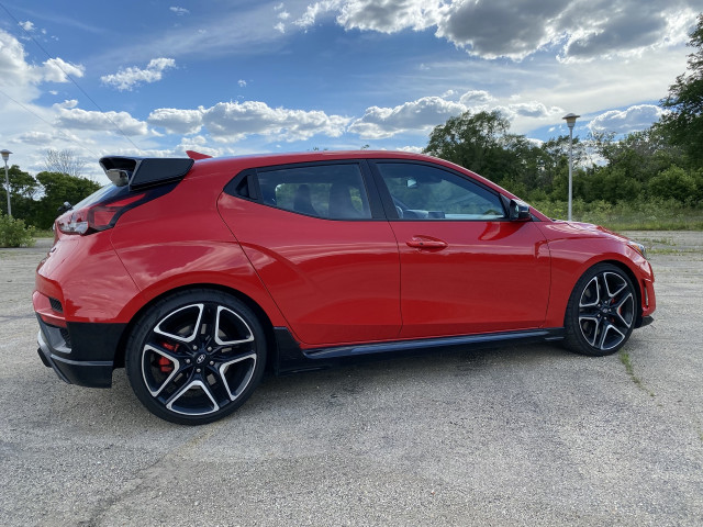 2021 Hyundai Veloster N 2021 Hyundai Veloster N