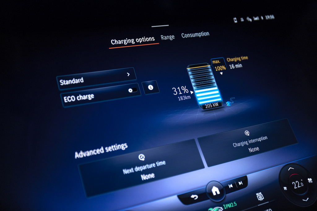 2022 Mercedes-Benz EQS first drive (EQS 580) 2022 Mercedes-Benz EQS first drive (EQS 580)