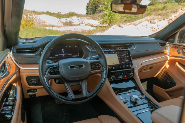 2021 Jeep Grand Cherokee L Summit Reserve 4x4 2021 Jeep Grand Cherokee L Summit Reserve 4x4