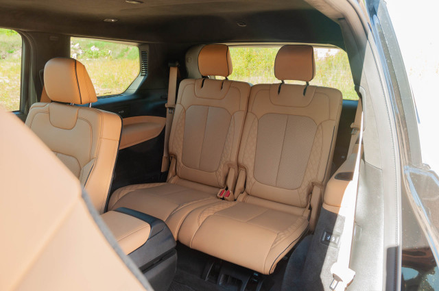 2021 Jeep Grand Cherokee L Summit Reserve 4x4 2021 Jeep Grand Cherokee L Summit Reserve 4x4