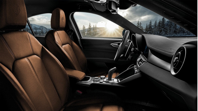 2022 Alfa Romeo Giulia 2022 Alfa Romeo Giulia