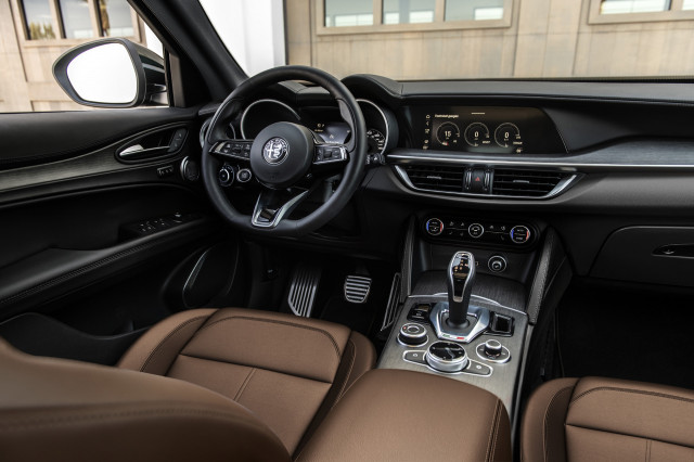 2022 Alfa Romeo Stelvio 2022 Alfa Romeo Stelvio