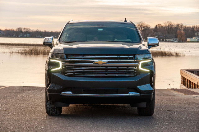 2022 Chevrolet Suburban 4WD Premier 2022 Chevrolet Suburban 4WD Premier