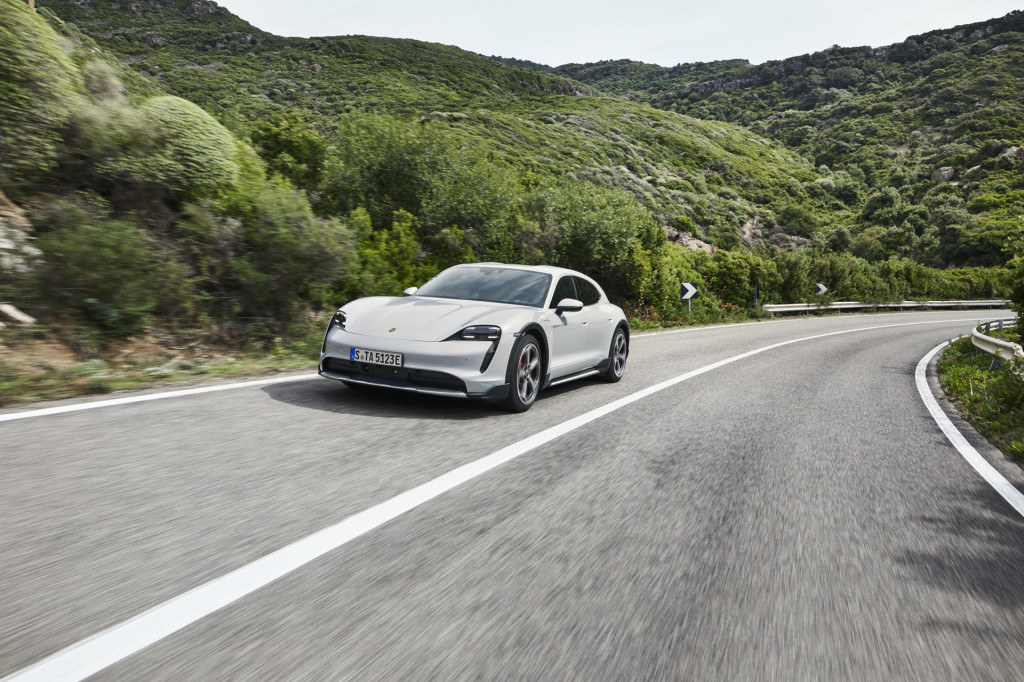 2021 Porsche Taycan Cross Turismo 2021 Porsche Taycan Cross Turismo