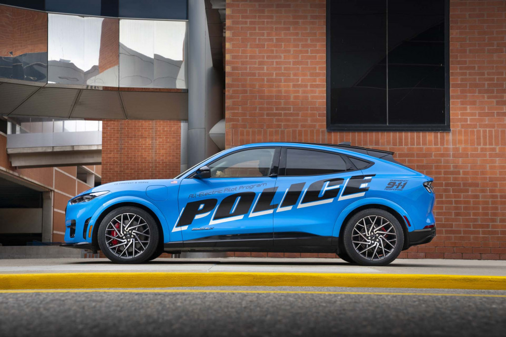 2021 Ford Mustang Mach-E police pilot vehicle 2021 Ford Mustang Mach-E police pilot vehicle