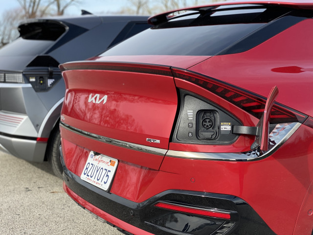 Kia EV6 GT-Line, red, and Hyundai Ioniq 5 Limited Kia EV6 GT-Line, red, and Hyundai Ioniq 5 Limited