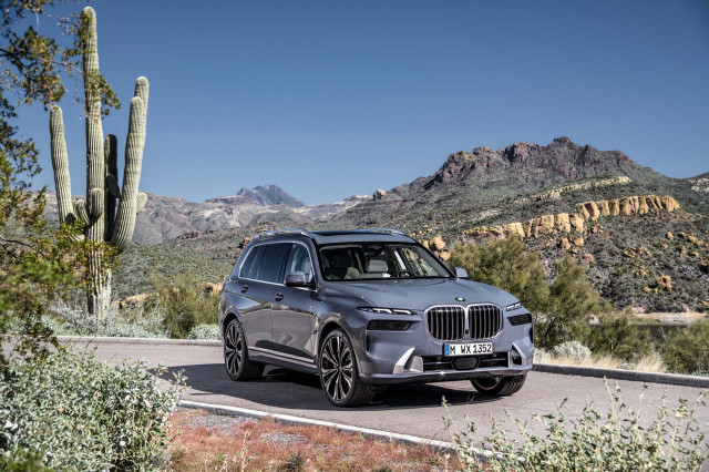 2023 BMW X7 2023 BMW X7