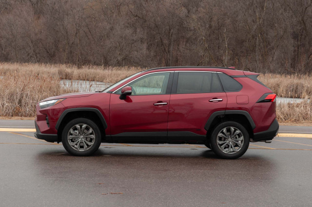 2022 Toyota RAV4 Hybrid 2022 Toyota RAV4 Hybrid