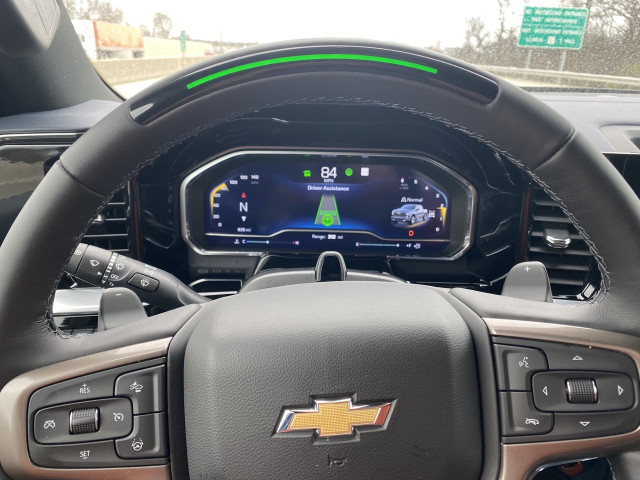 Super Cruise in the 2022 Chevrolet Silverado High Country Super Cruise in the 2022 Chevrolet Silverado High Country