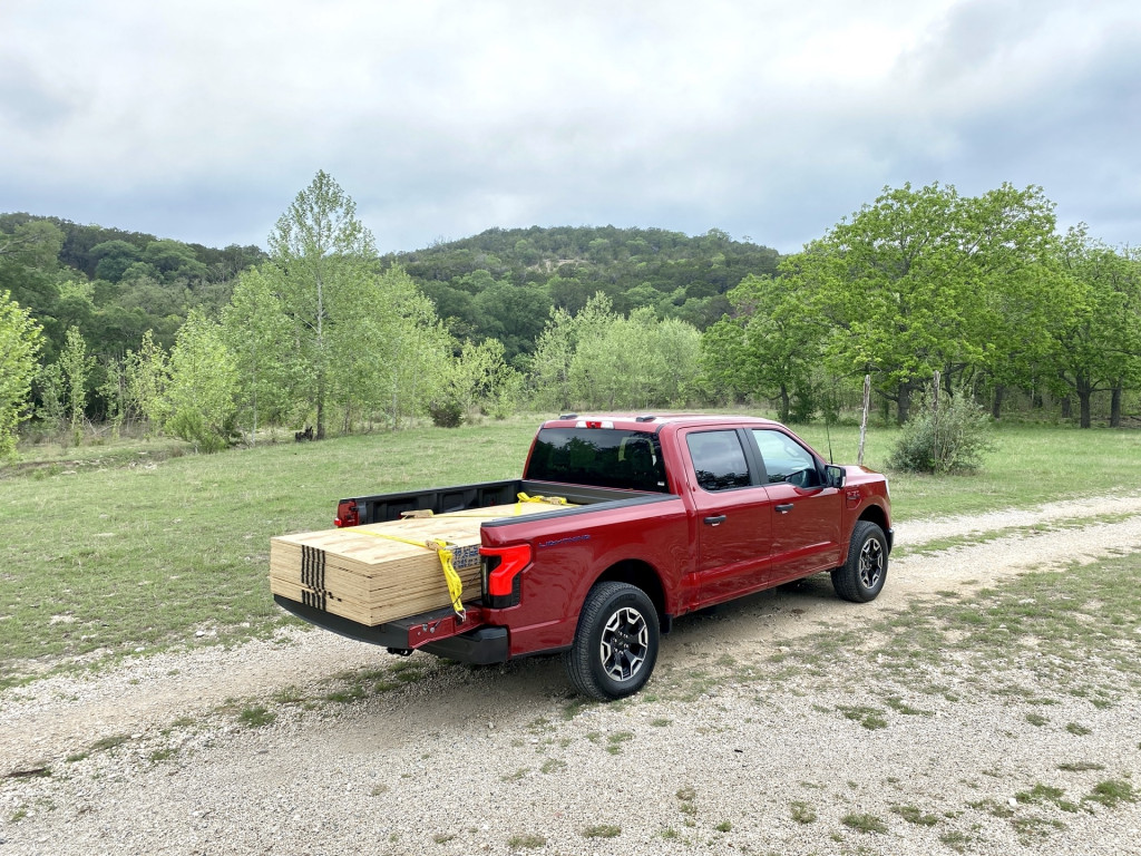 2022 Ford F-150 Lightning 2022 Ford F-150 Lightning