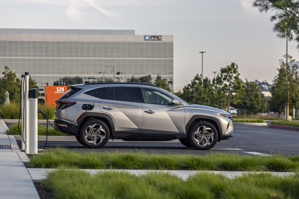 2023 Hyundai Tucson Plug-In Hybrid 2023 Hyundai Tucson Plug-In Hybrid