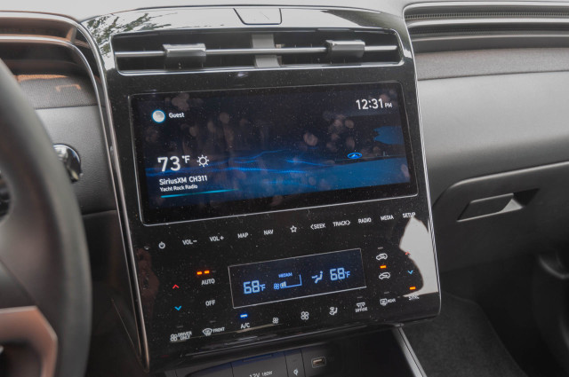 2022 Hyundai Tucson Hybrid 2022 Hyundai Tucson Hybrid