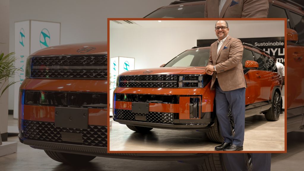 Magna Motors Dealership Limited CEO Erick Gutierrez chose the 2024 Hyundai Santa Fe for his photo op.