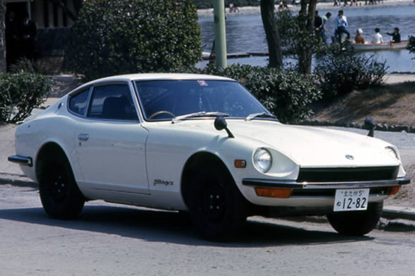 a white datsun 240z