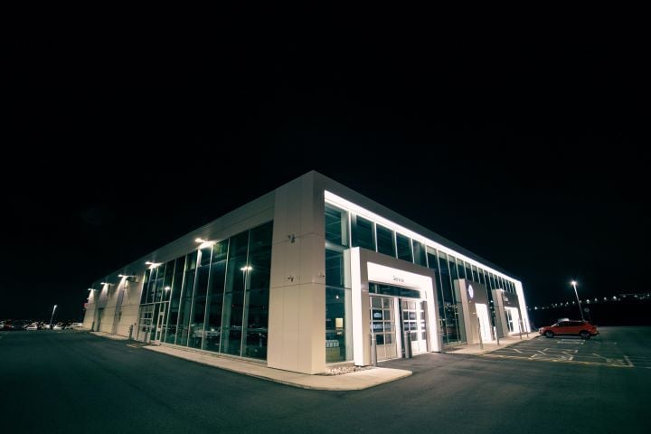 Franchise values have fallen from their peak due to declining dealership earnings from pandemic-era highs. - Pexels/Erik McIean