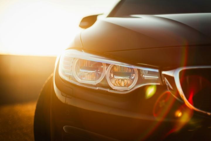 New loans with monthly payments of at least $1,000 made up 17% of new-vehicle loans in a six-quarter trend. - Pexels/Erick Marynowski