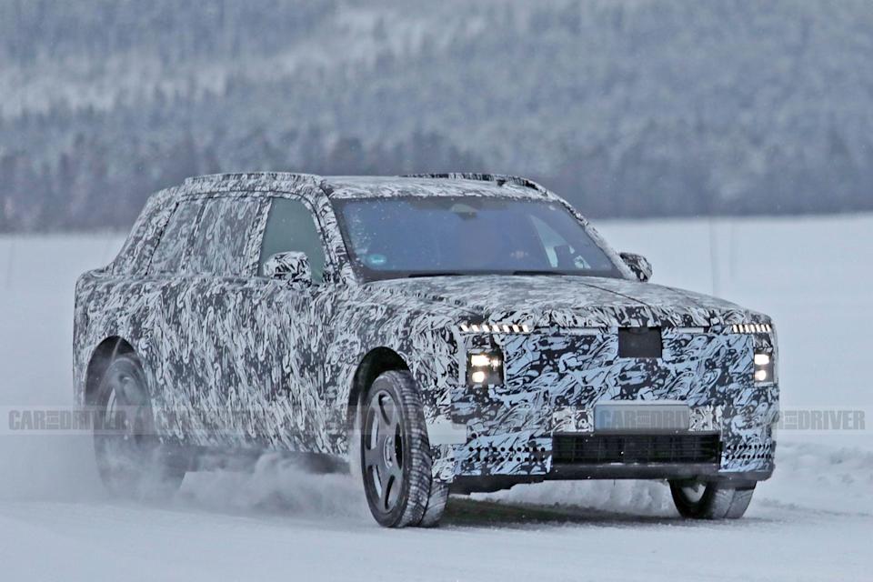 2028 rolls royce ev suv